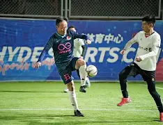 关于加拿大队女足运动员荣获最佳射手称号的信息