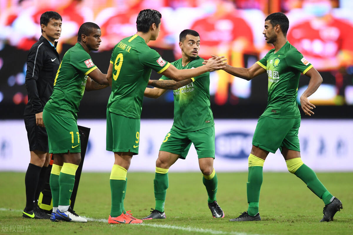 华夏豪取三分，榜首宝座稳如泰山的简单介绍