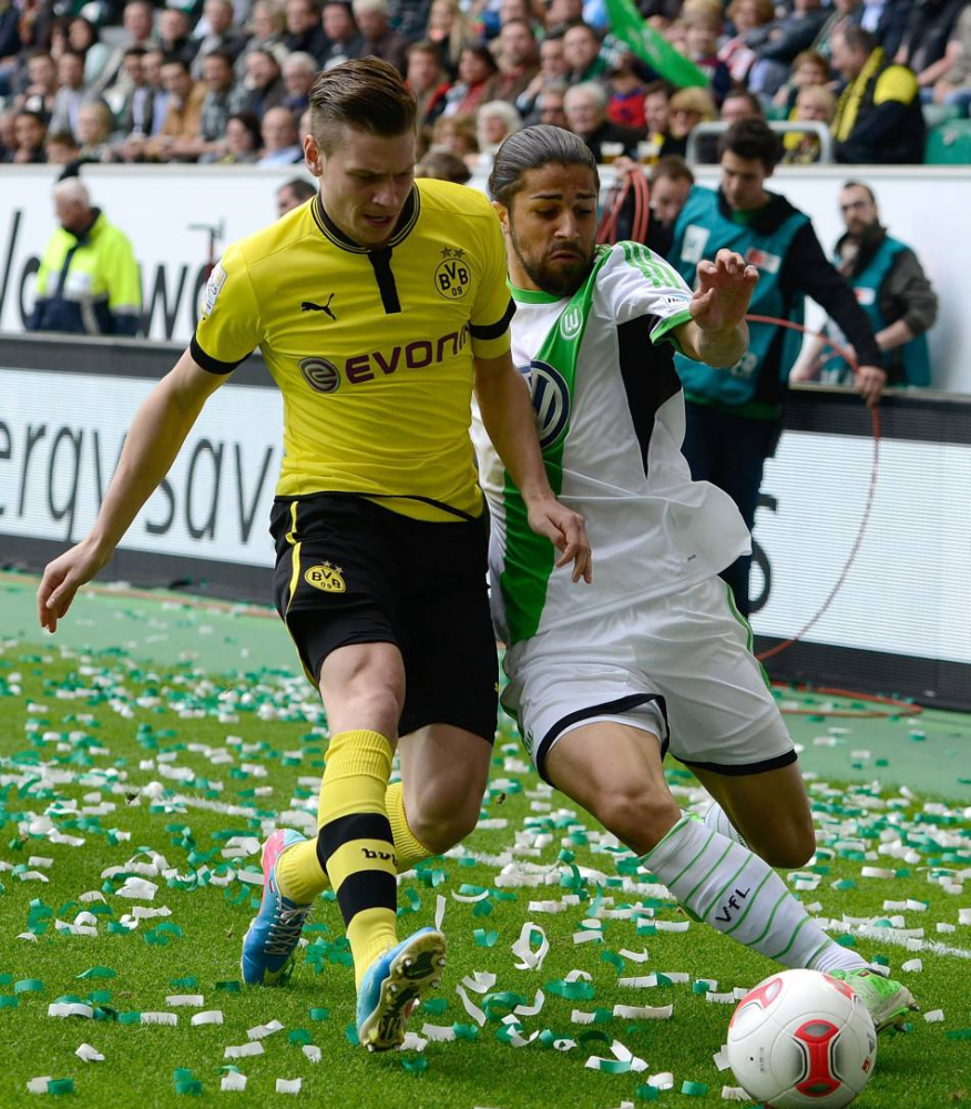 沃尔夫斯堡遗憾输球，失去继续领跑位置(沃尔夫斯堡vs莱比锡德国杯)