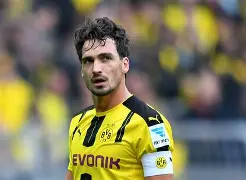 多特蒙德客场逆转取胜巩固德甲前四位置(多特蒙德状态火爆锁定德甲半程冠军,全队身价首破5亿)